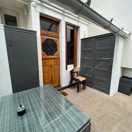 公寓 Maison Ferrand *